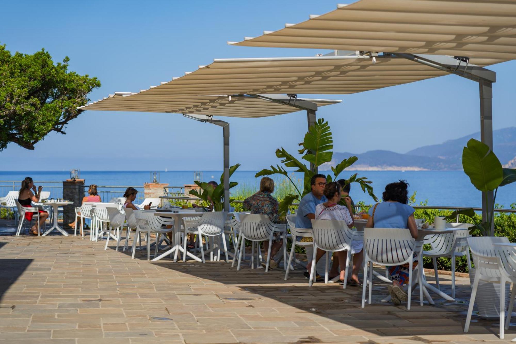 Hotel Dino Capoliveri  Bagian luar foto