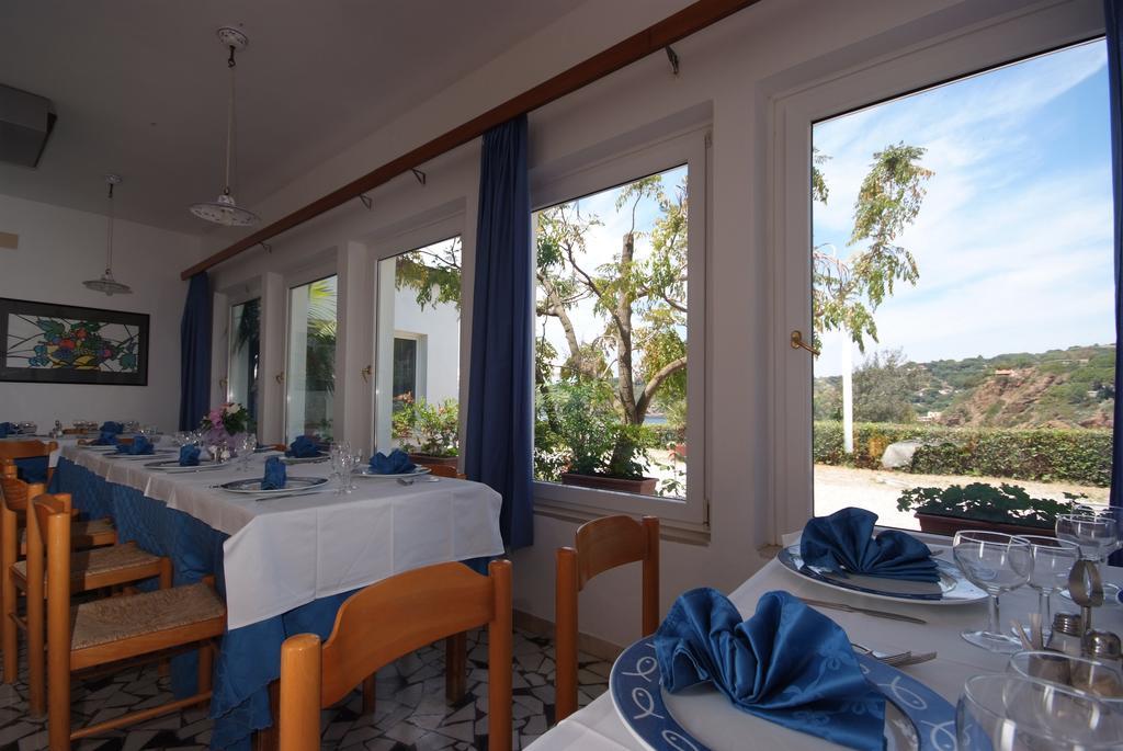 Hotel Dino Capoliveri  Bagian luar foto